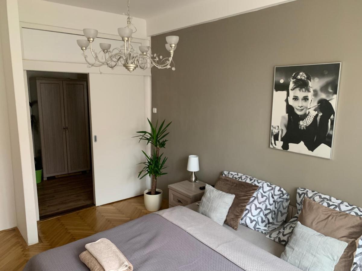 Appartement Anenska By Charles Bridge 2 à Prague Extérieur photo