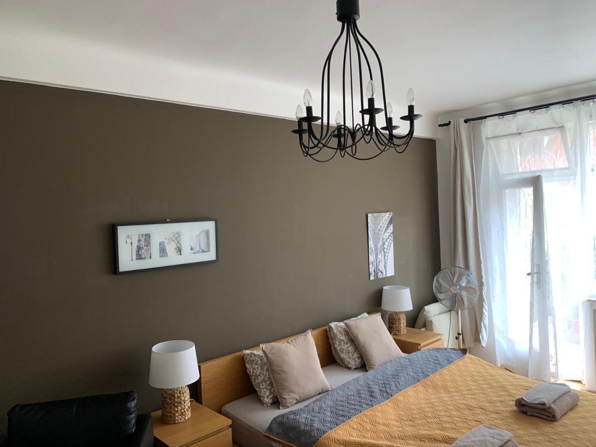 Appartement Anenska By Charles Bridge 2 à Prague Extérieur photo